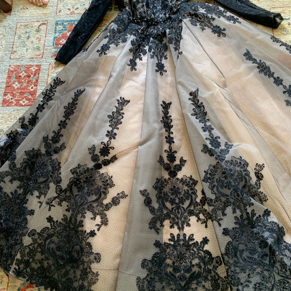 Prom/ Evening gown - Picture 5 of 6